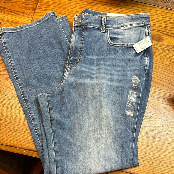 🎉HP🎉 Maurice’s Women's Blue slim Boot Cut Jeans - Picture 1 of 11